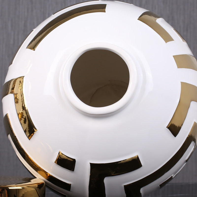 Light Luxury Simple Ceramic With Gold Round Cover Decoration - Seasonal Chic Variety